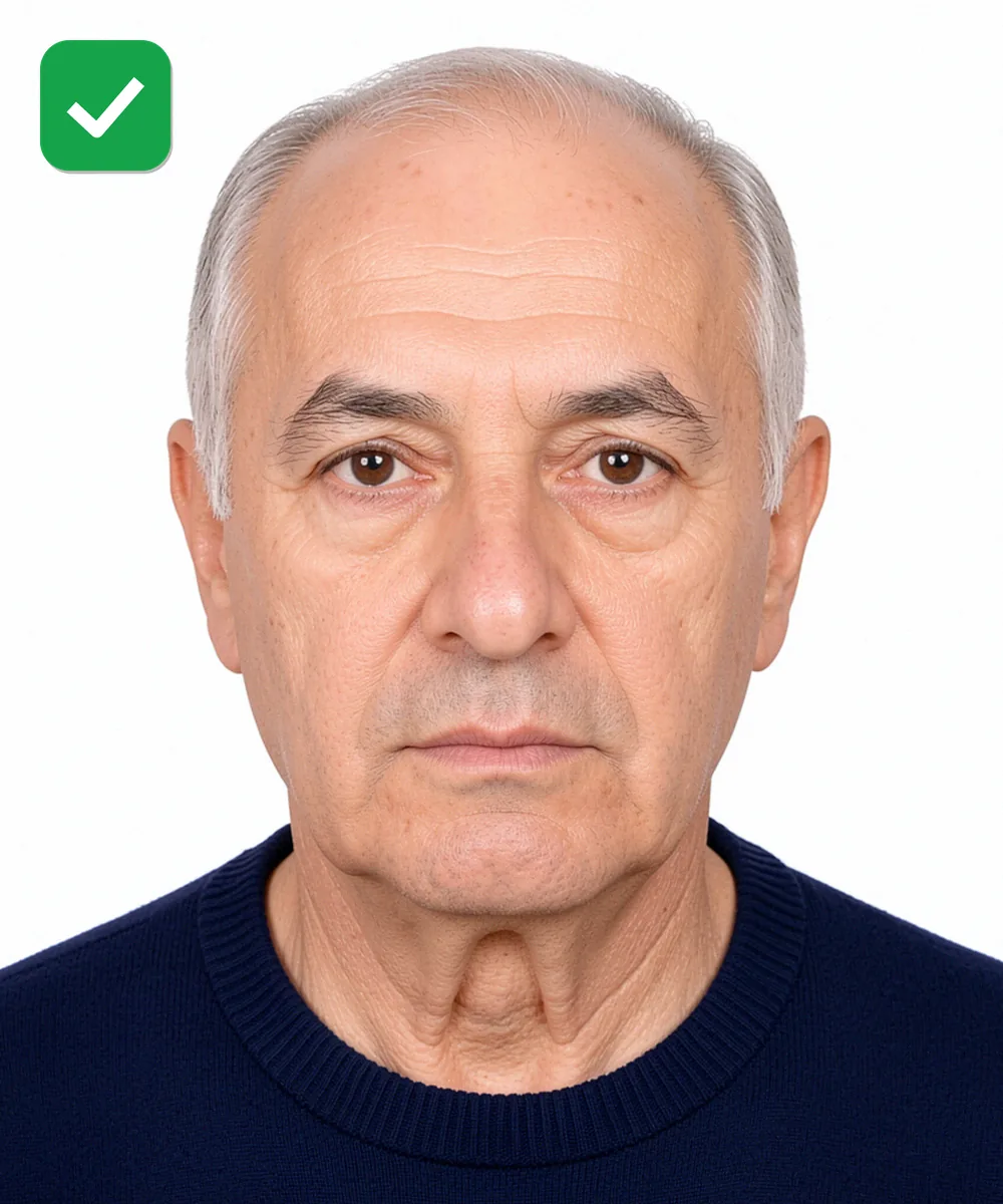 Vesikalık Fotoğraf Çoğaltma — Doğru vesikalık örneği: nötr ifade, dik baş, düz beyaz fon