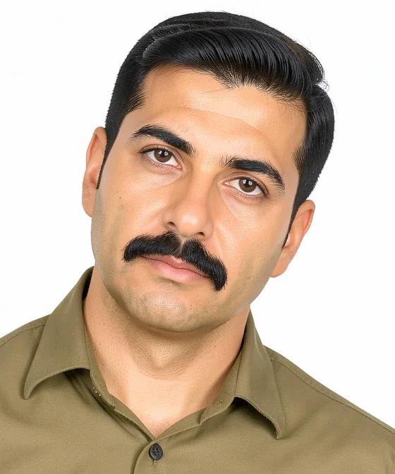 40×40 mm Kare Vesikalık — Yanlış vesikalık örneği: baş yana eğik